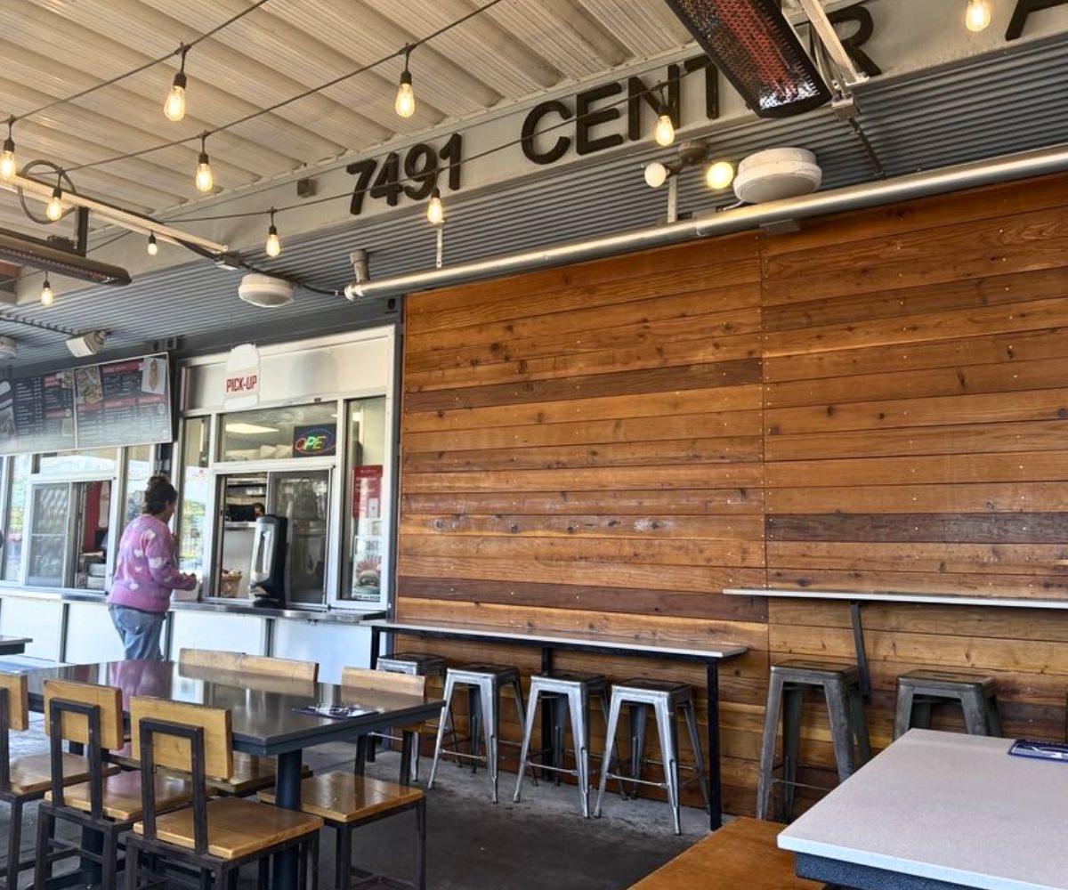 interior of Bunz Burger at Huntington Beach, CA