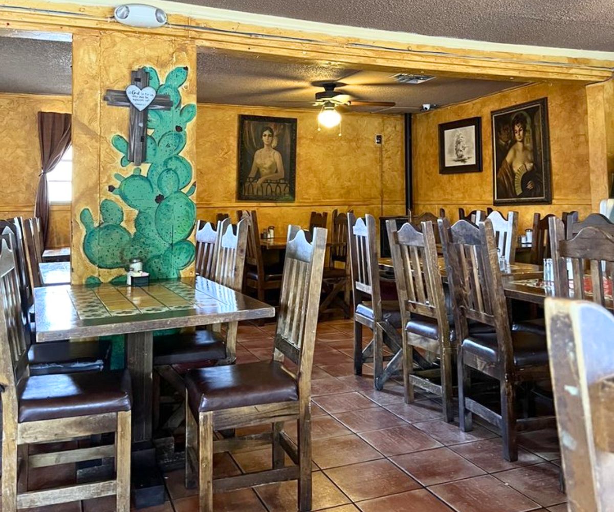 interior of La Nueva Casita Cafe in Las Cruces, New Mexico
