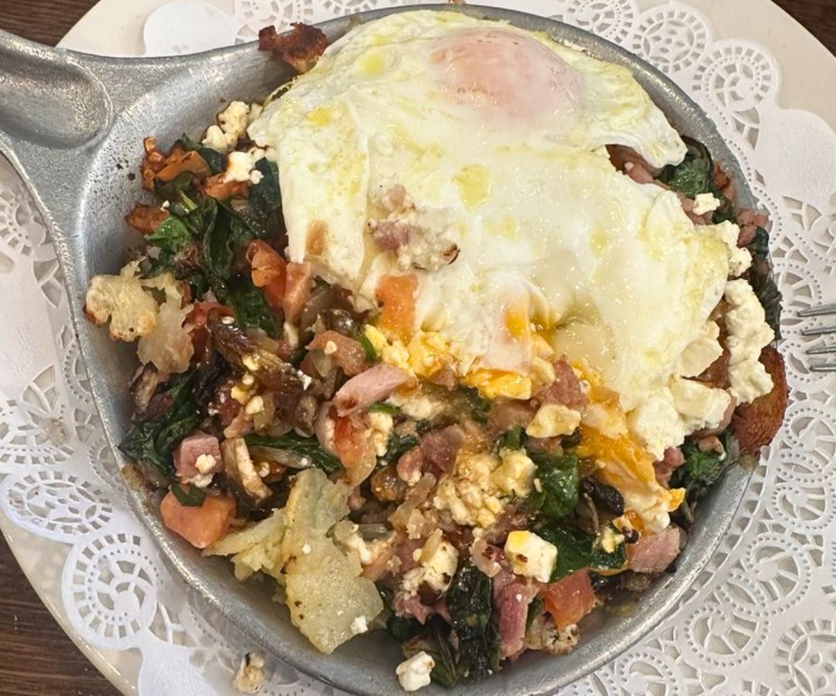 Mediterranean Skillet at Pomegranate Restaurant in Aurora, Illinois