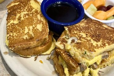 Stuffed French Toast at Ronnie's Restaurant in Lenexa, Kansas