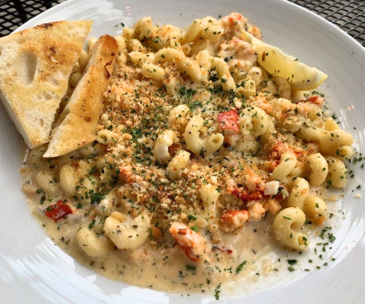 Lobster Mac & Cheese at Hooked Seafood Restaurant in Manchester, NH