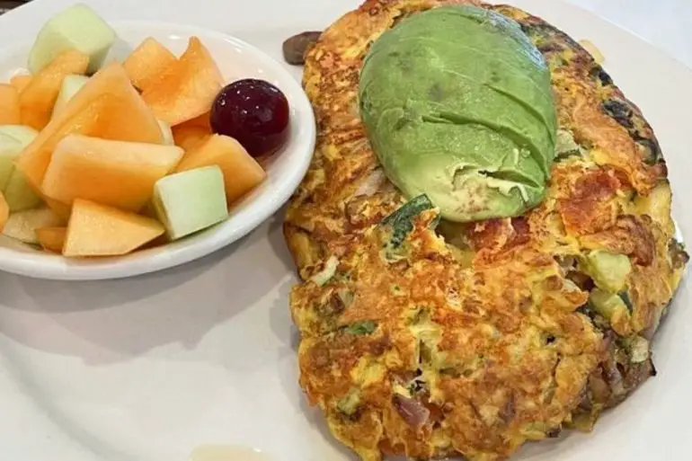 Veggie Garden Omelet at Pomegranate Restaurant in Aurora, Illinois