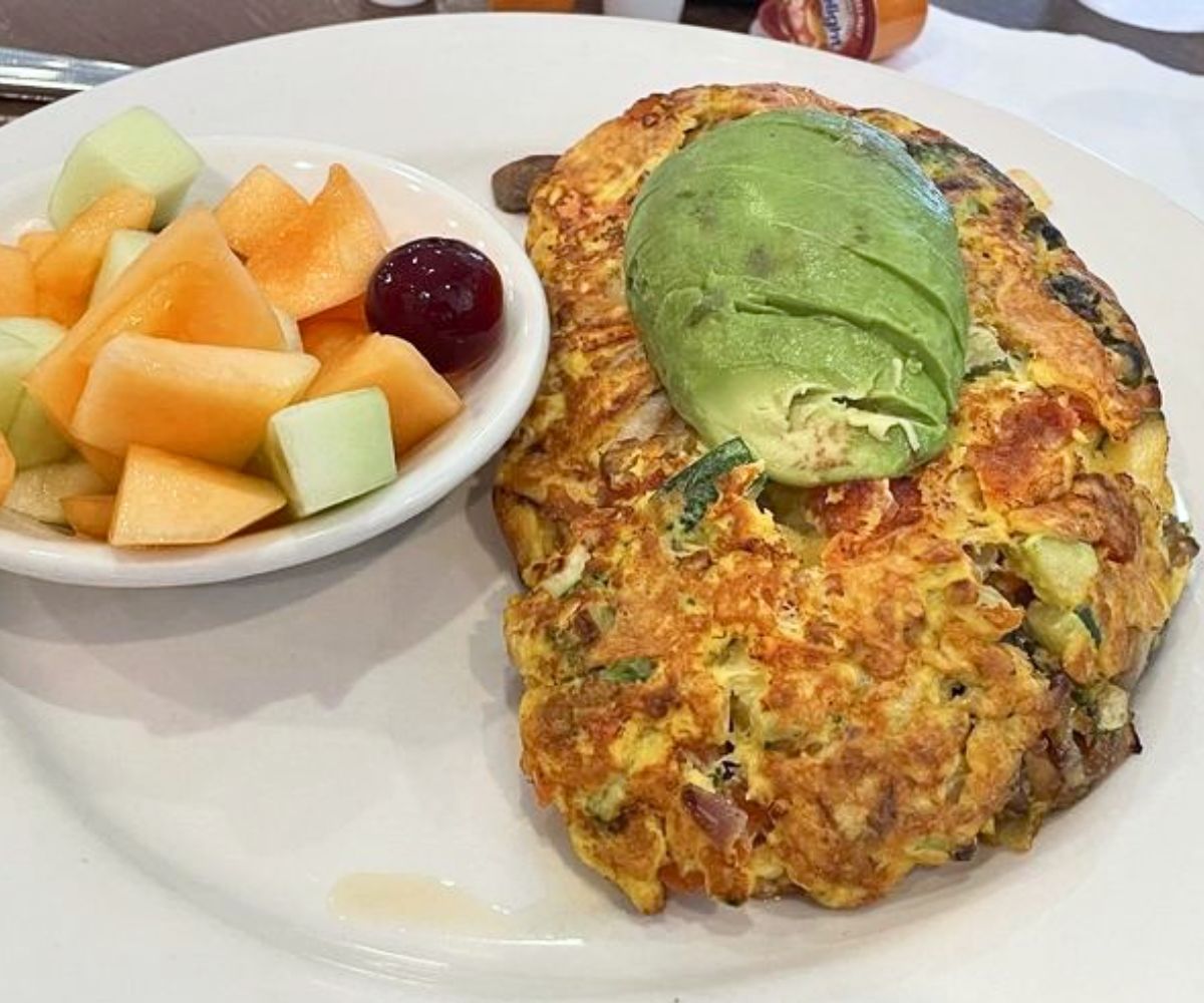 Veggie Garden Omelet at Pomegranate Restaurant in Aurora, Illinois