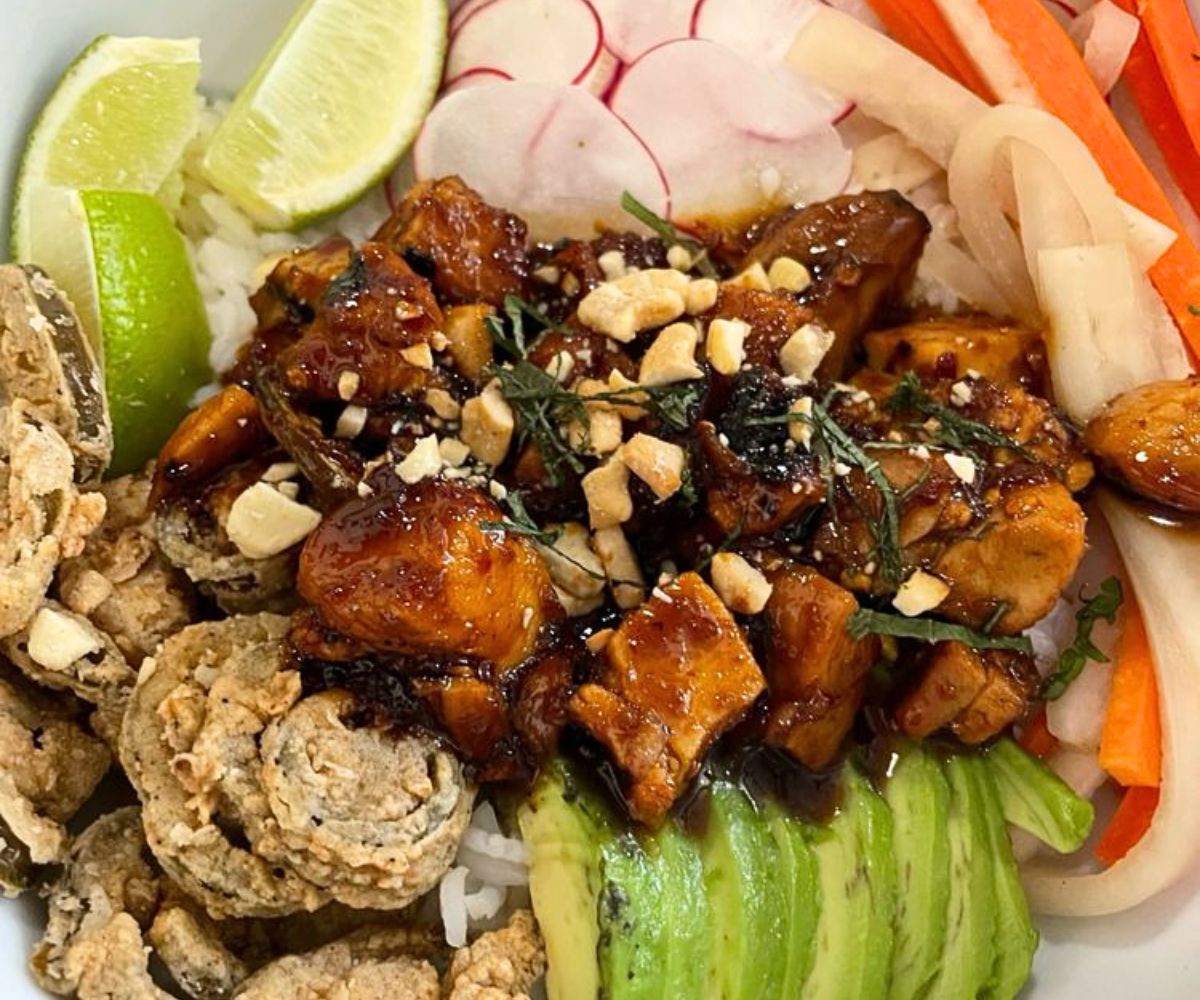 Spicy Thai Rice Bowl at Grit 2C in Caldwell, Idaho