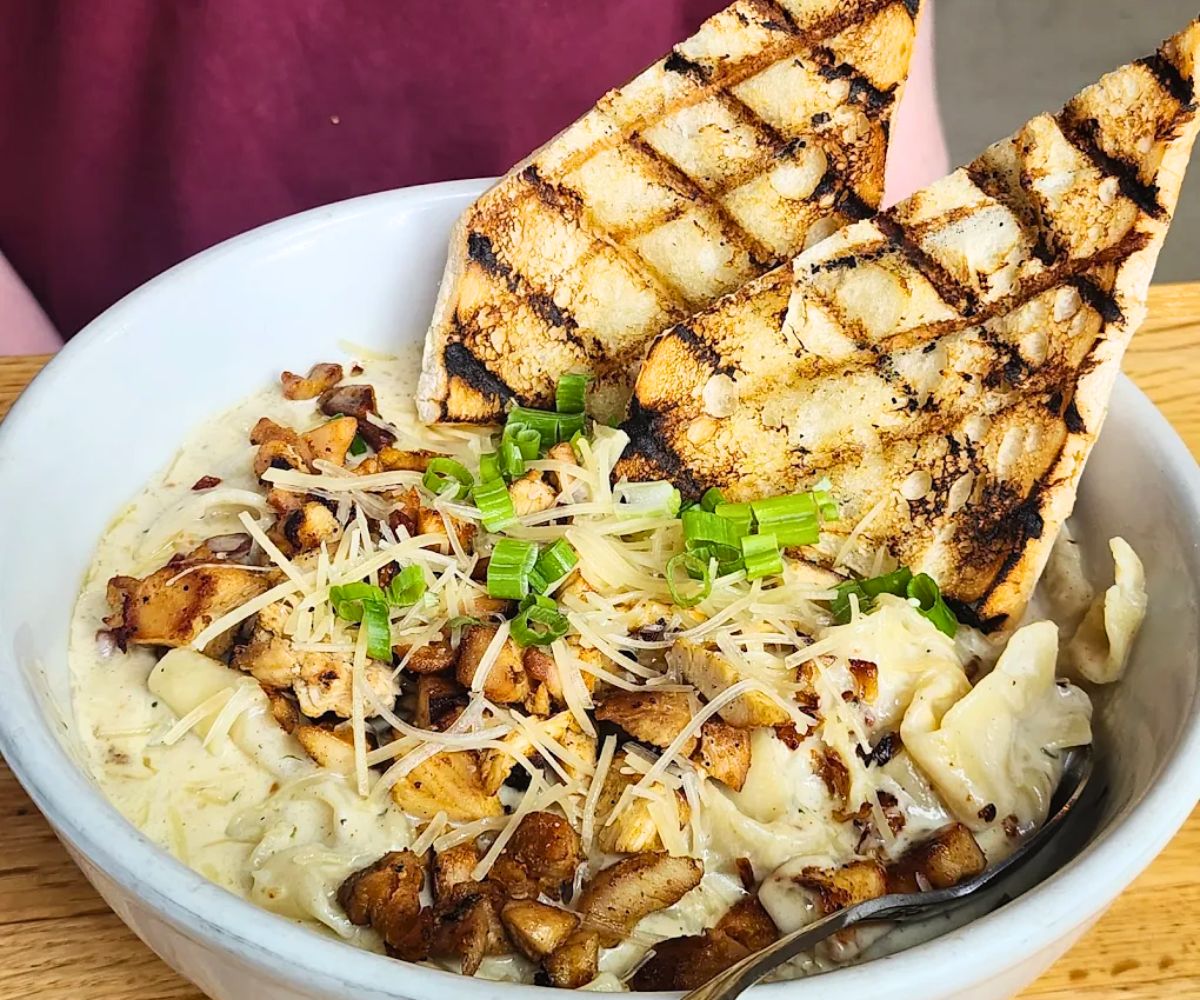 Chicken Alfredo at Grit 2C in Caldwell, ID