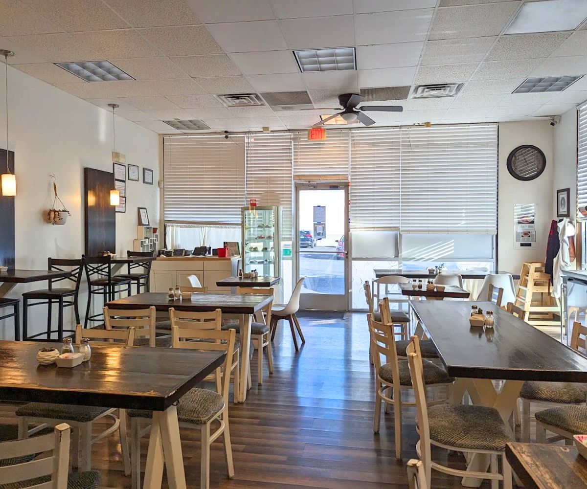 interior of Lily and Liam Bistro in Rio Rancho, NM
