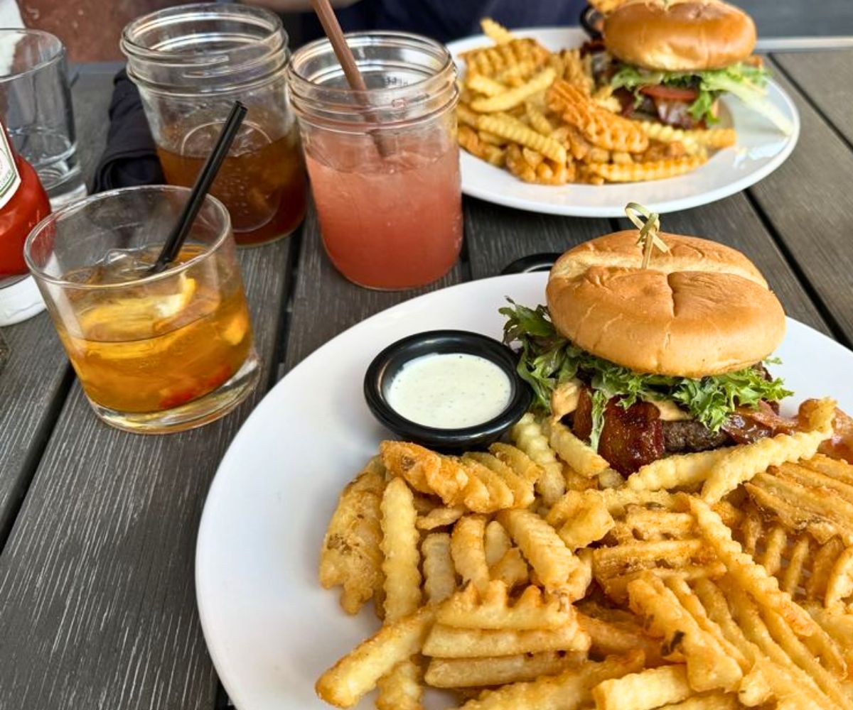 burgers at LeadBelly in Lincoln, Nebraska