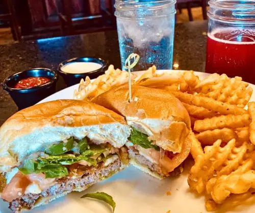 California Dreamin' Burger at LeadBelly in Lincoln, Nebraska