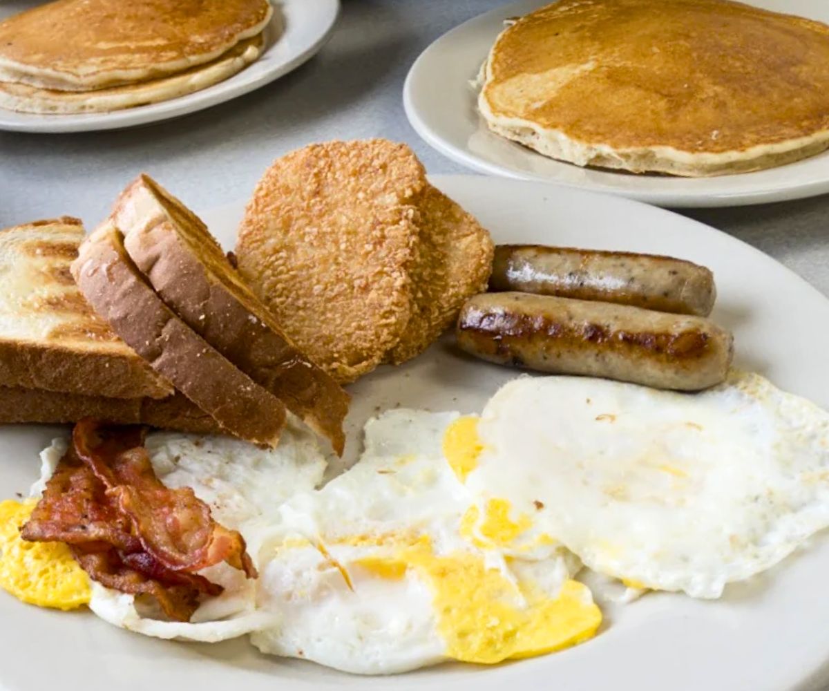 Hungry Man's Breakfast at Suzie's Diner in Hudson, NH