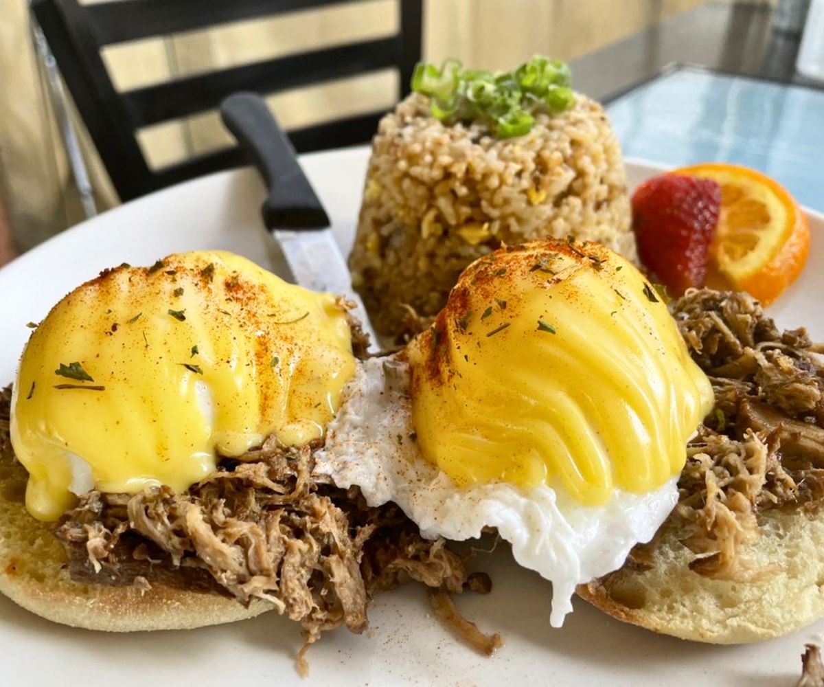 Kalua Pork Benedict at Sweet E's Cafe in Honolulu, Hawaii
