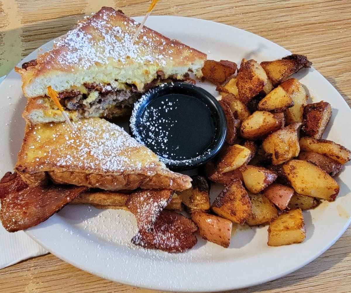 Bubba Sandwich at Golden Harvest in Lansing, Michigan