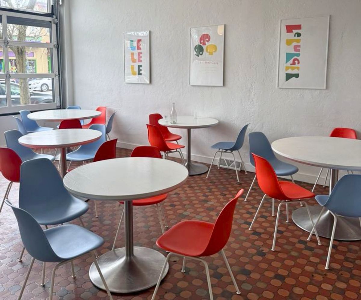 interior of Le Burger 4304 in Minneapolis, Minnesota