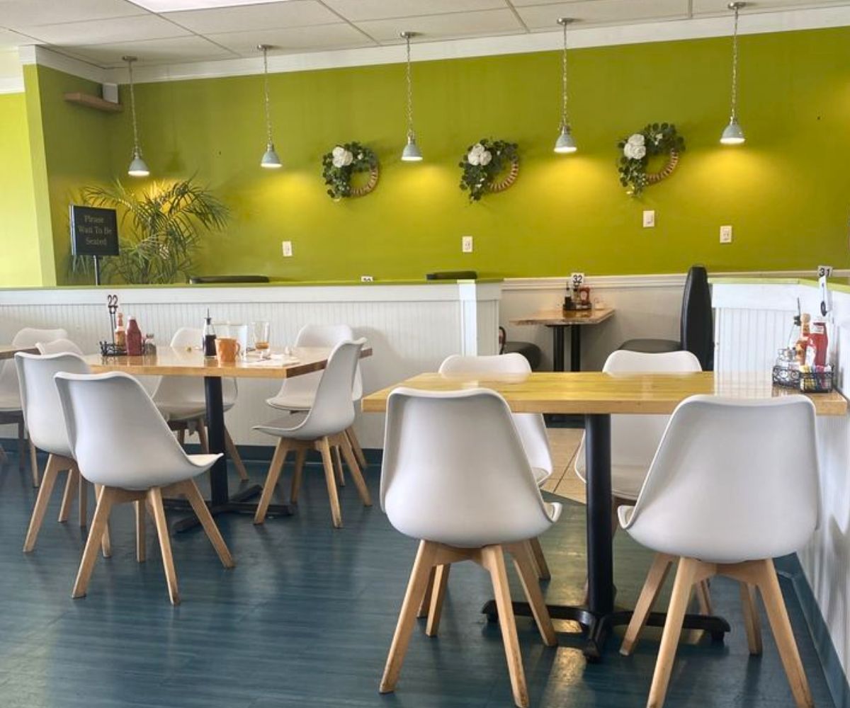 interior of Cafe Elena in Columbus, Ohio