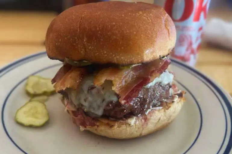 burger at main street meats in Chattanooga TN