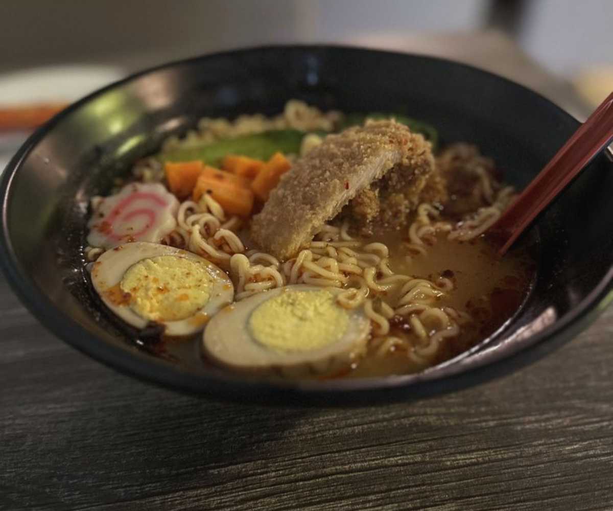ramen at eddy's snack bar in davenport, iowa