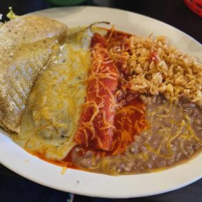 enchilada plate at calle chile in Mesa AZ