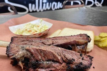 beef ribs at sullivan texas bbq in lewisville Texas
