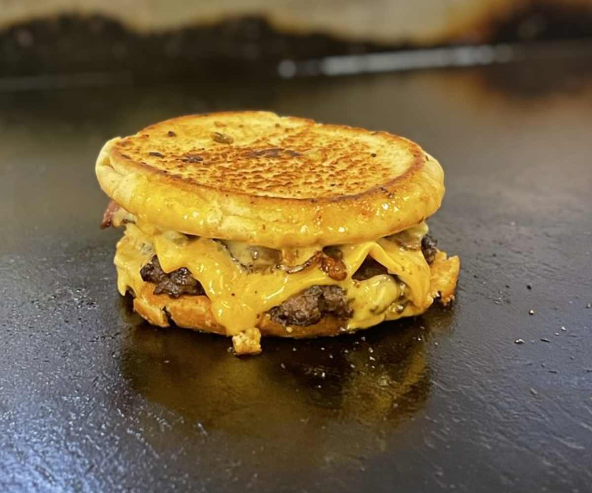 burger at legend burger in las cruces nm