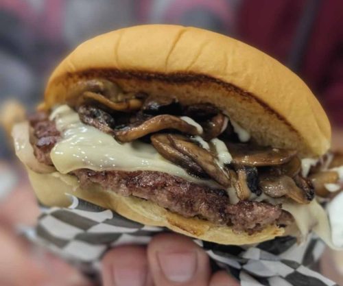 mushroom burger at patty's diner in burlingame CA