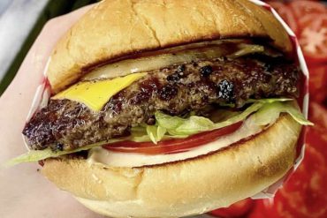 burger at snack shack in eugene oregon