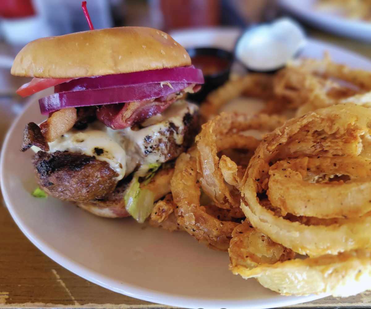 hanburger at Backstreets Grill in Columbia, South Carolina