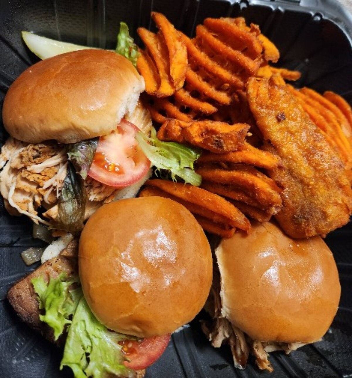 Food at Wholly Smokin' Downtown located in Florence, SC.