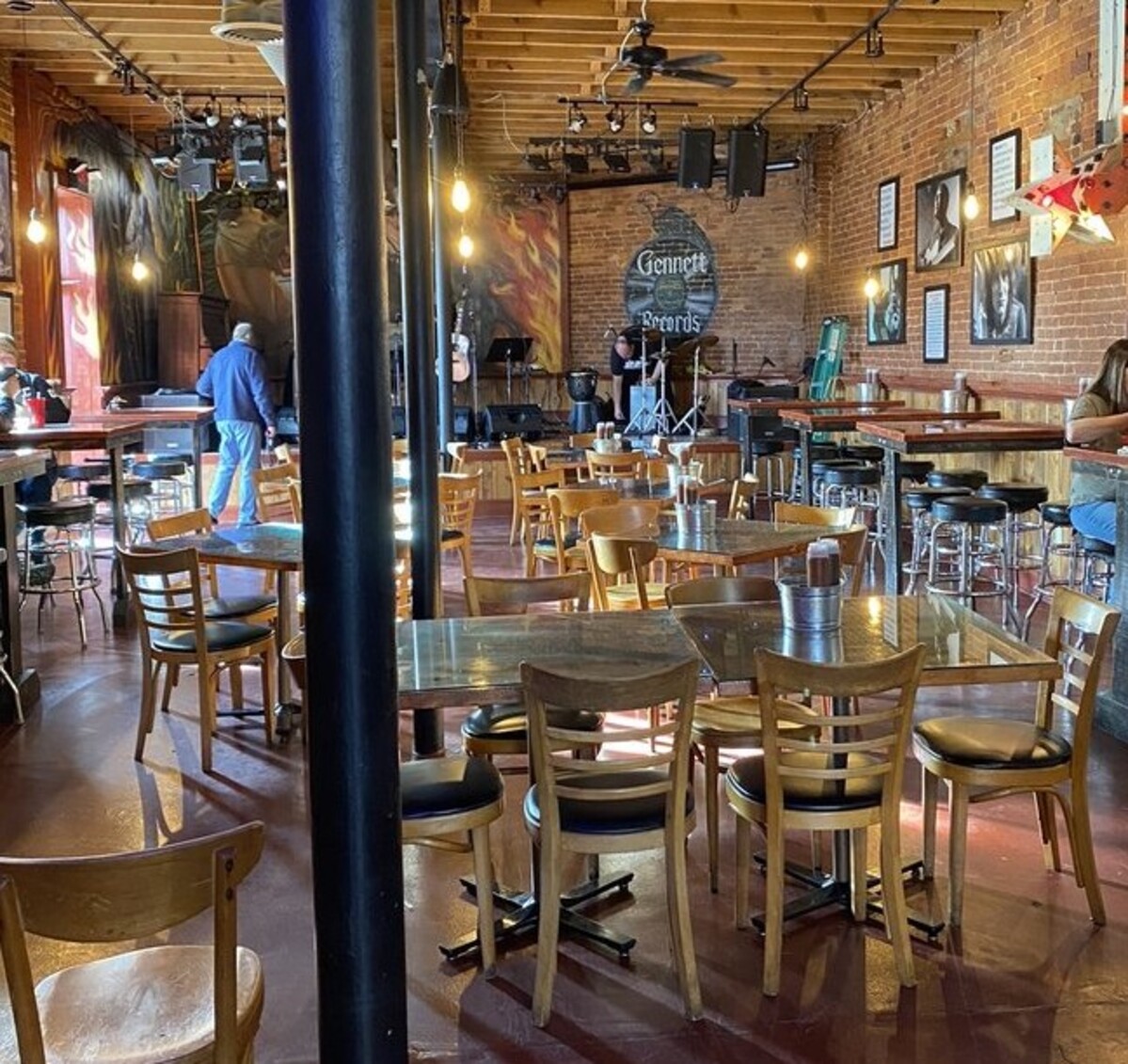 at Firehouse BBQ and Blues located in Richmond, IN. 