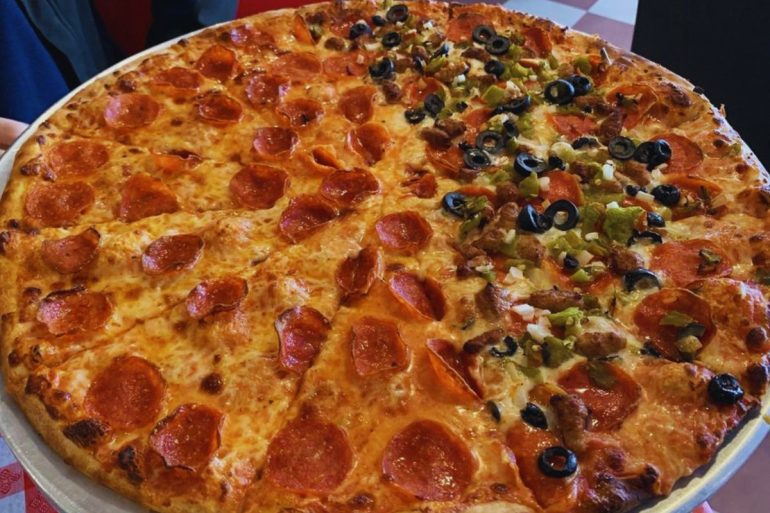 Giovanni's Pizzeria Featured Image