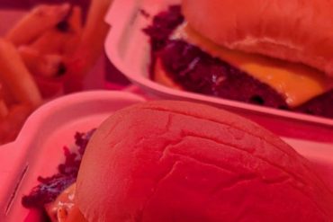 Twans Burger Featured Image