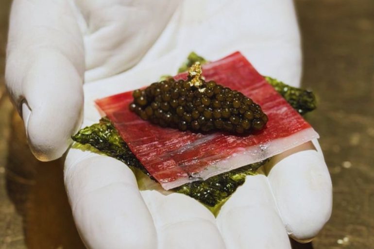 é by José Andrés Caviar