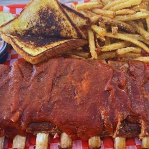 Photos for Smokey Mo