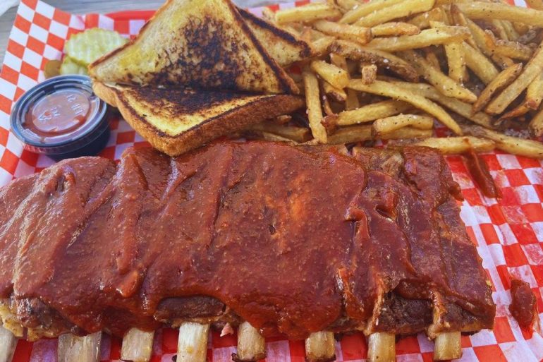 Photos for Smokey Mo