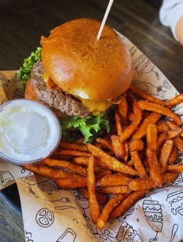 Photos for Anny's Fine Burger