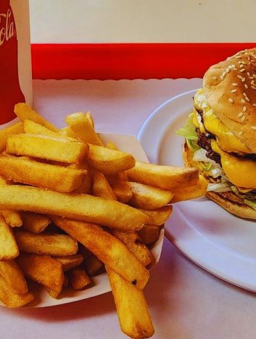 Photos for Classic Burger
