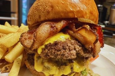Photos for Tipsy Cow Burger Bar - Redmond