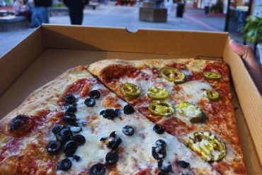 Photos for Vinnie Van Go-Go's