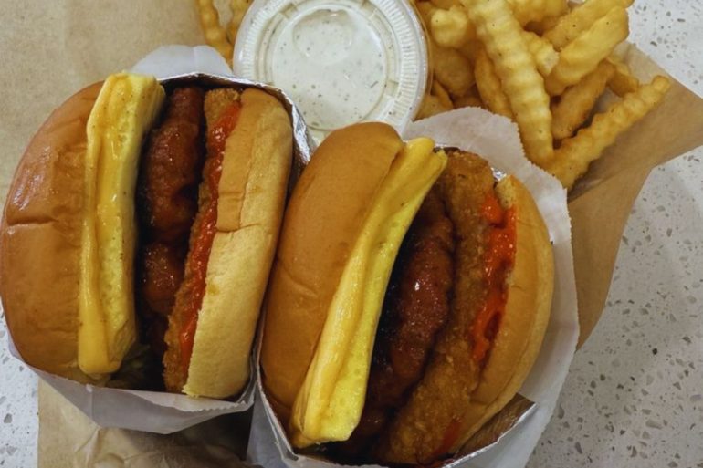 Photos for Nilly's Burgers