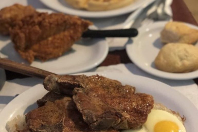 Food at Lois the Pie Queen located in Oakland CA