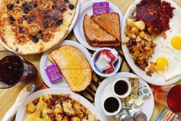 Food at Bobo's Restaurant located in Tucson AZ.