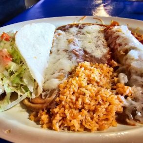 Food at Chope's Bar and Café located in La Mesa, NM.