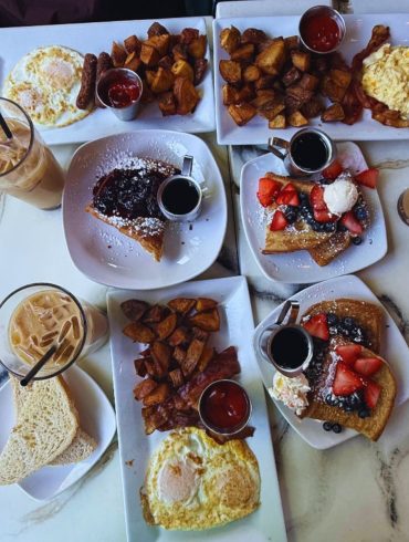 Photos for Easy Like Sunday