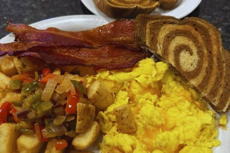 Photos for Mr. Mamas Breakfast and Lunch