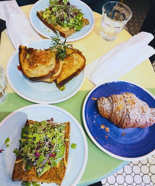 Photos for La Parisienne