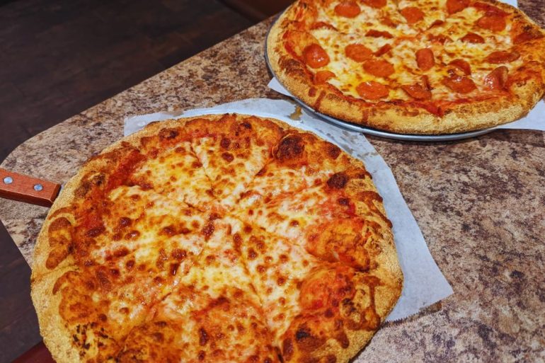 Photos for Uncle Reds Pizzeria