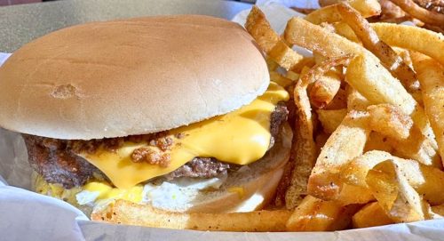 Carolina Cheeseburger at Jeff's on Jacksonville, North Carolina