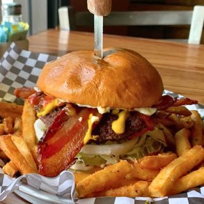 burger at Eat Foodies in Kennewick, Washington