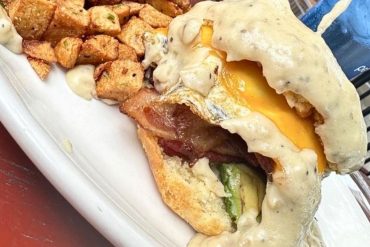 Diddy at Eggs & Jam in West Des Moines, Iowa