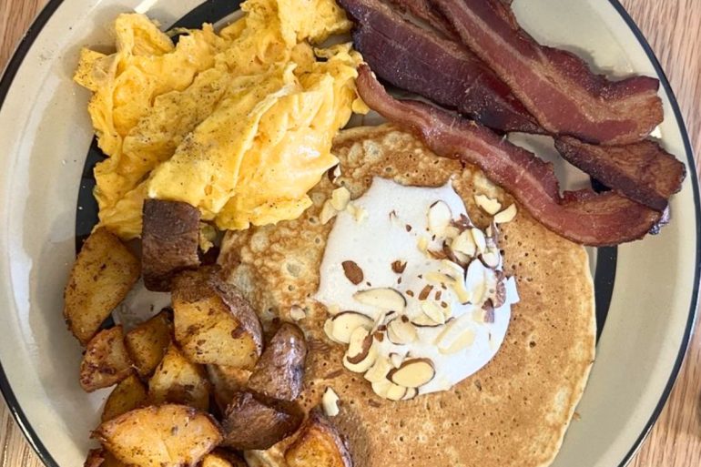 Arkansawyer at The Farmer's Table Cafe in Fayetteville, Arkansas