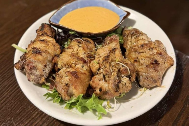 wings at cozy cafe in bethlehem Pennsylvania