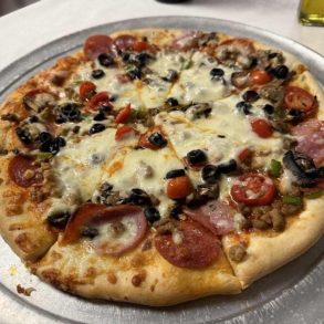 delicious pizza at Joe's Italian Restaurant in Hobbs, new Mexico